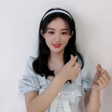 一整个被赵丽颖甜到心巴上