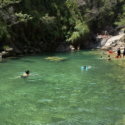 玩水🏊🏻‍♂️露营🏕️地址分享群 群聊头像